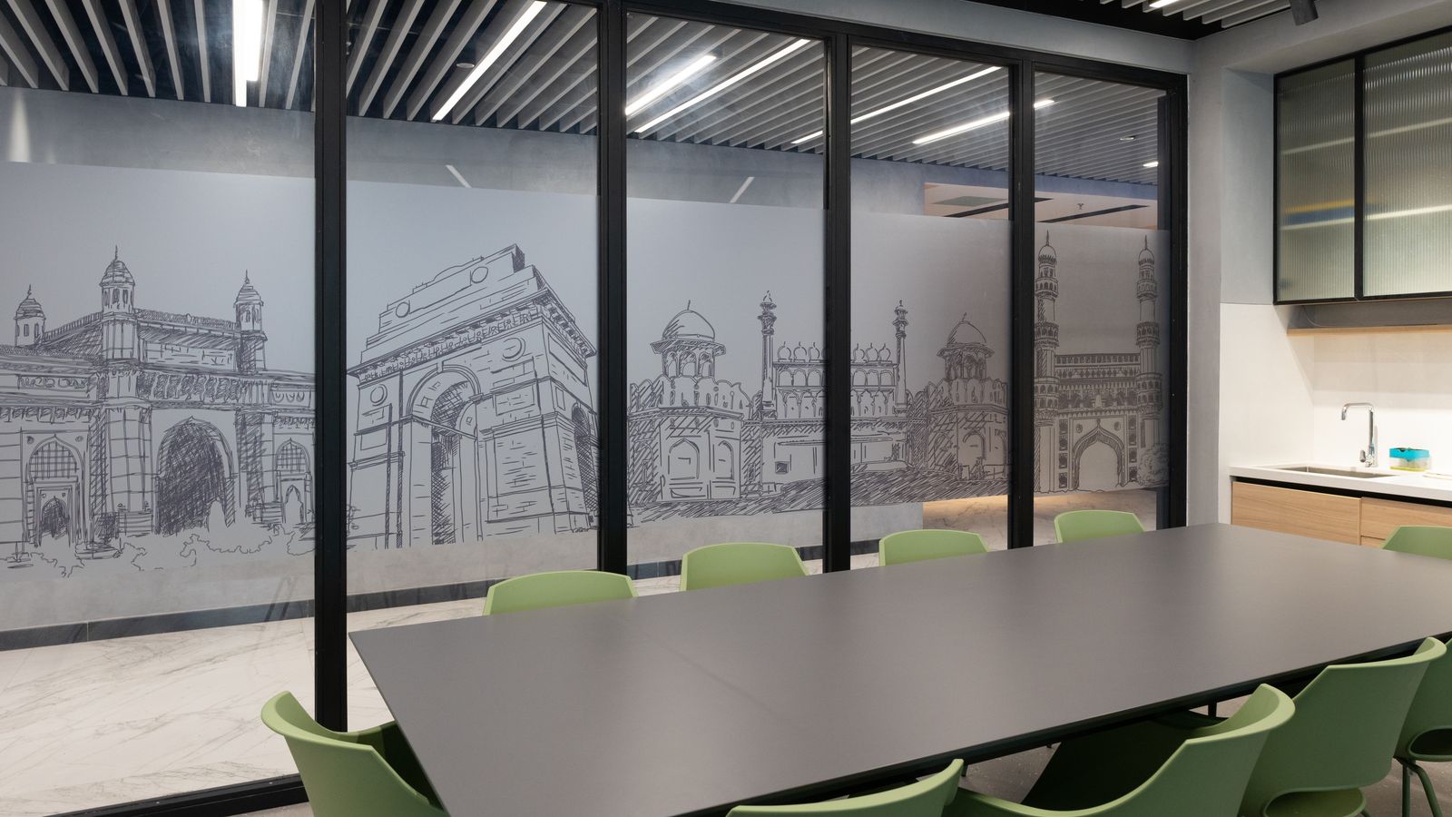 U Hub — commercial by Tru Designs, image 4 of 7