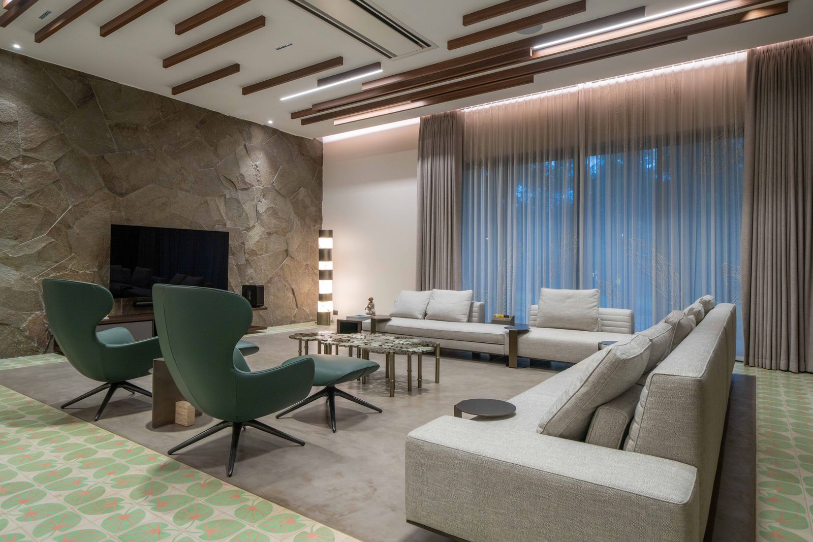 House of Light — private houses by Tru Designs, image 3 of 11