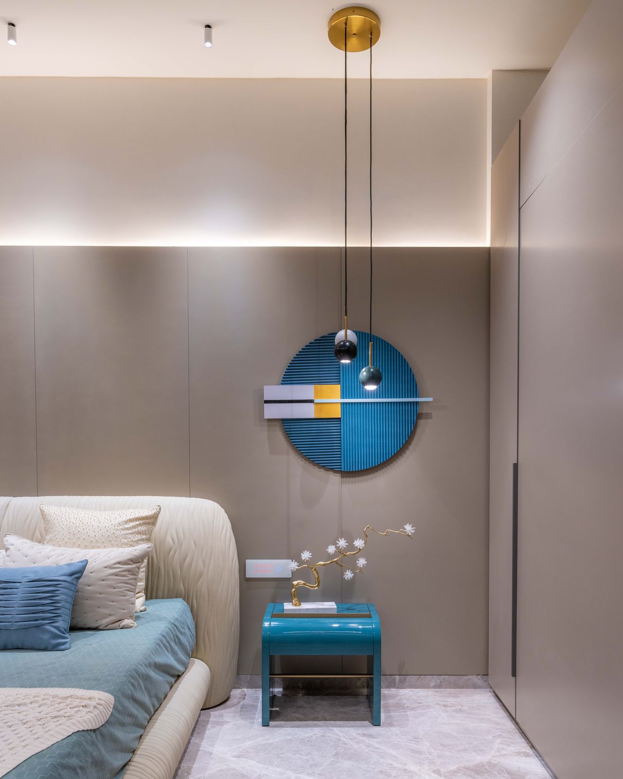 SAS Crown Sky Villa — private houses by Tru Designs, image 8 of 8