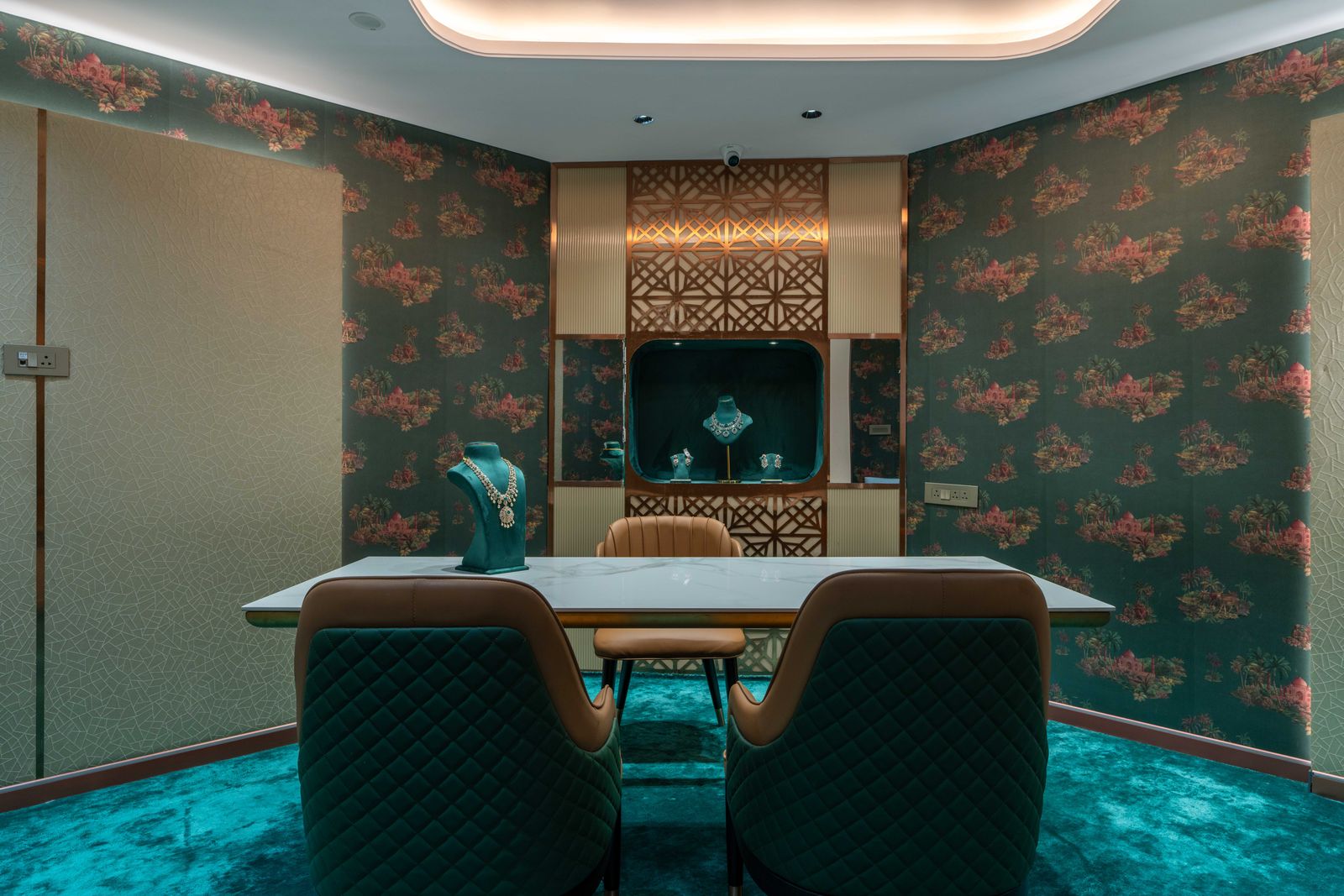 Gowri Jewellers — retail by Tru Designs, image 1 of 8