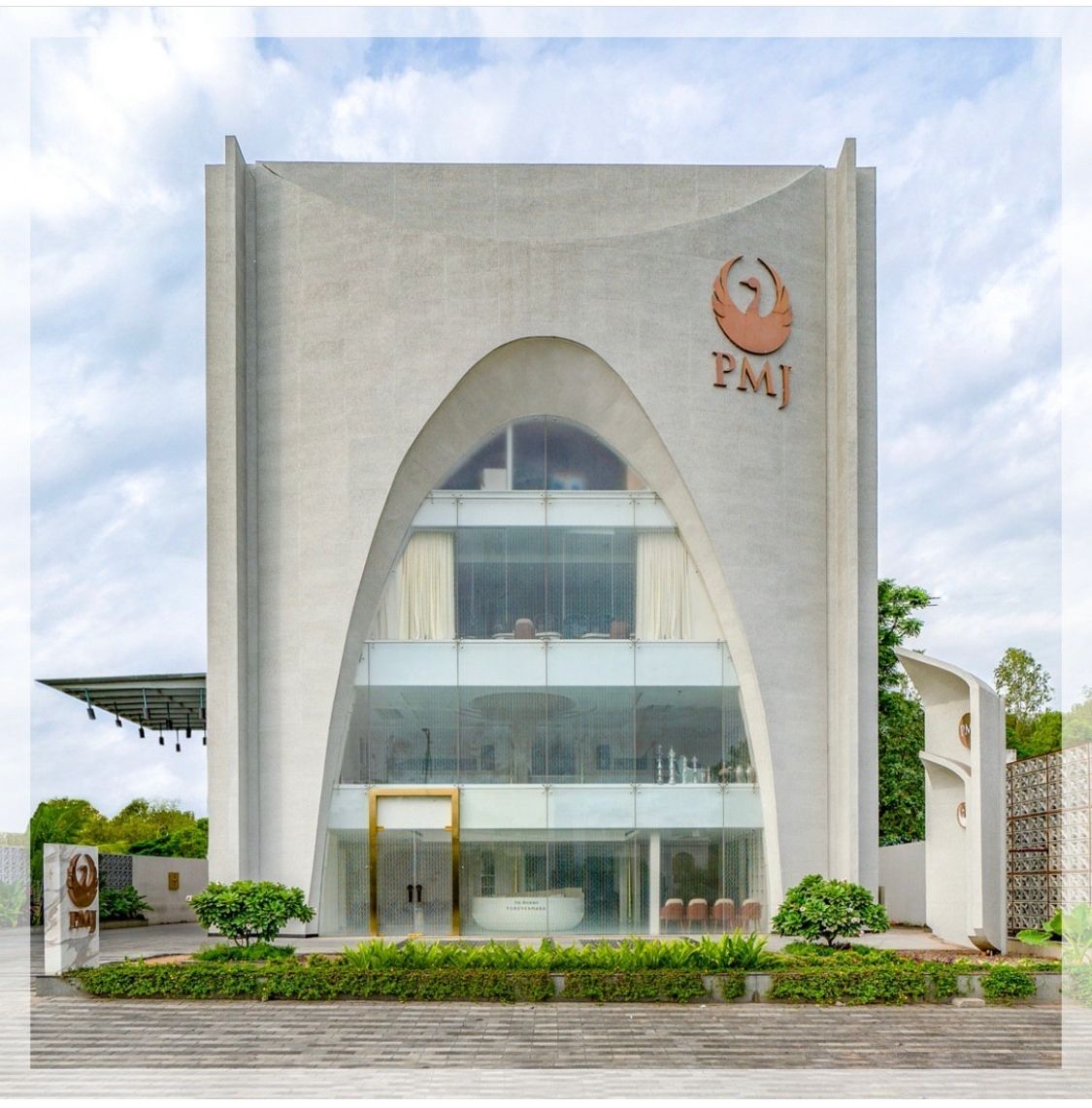 PMJ Jewellers — retail by Tru Designs, image 1 of 9
